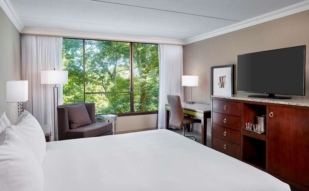 Hilton Westchester 라이브룩 객실 사진
