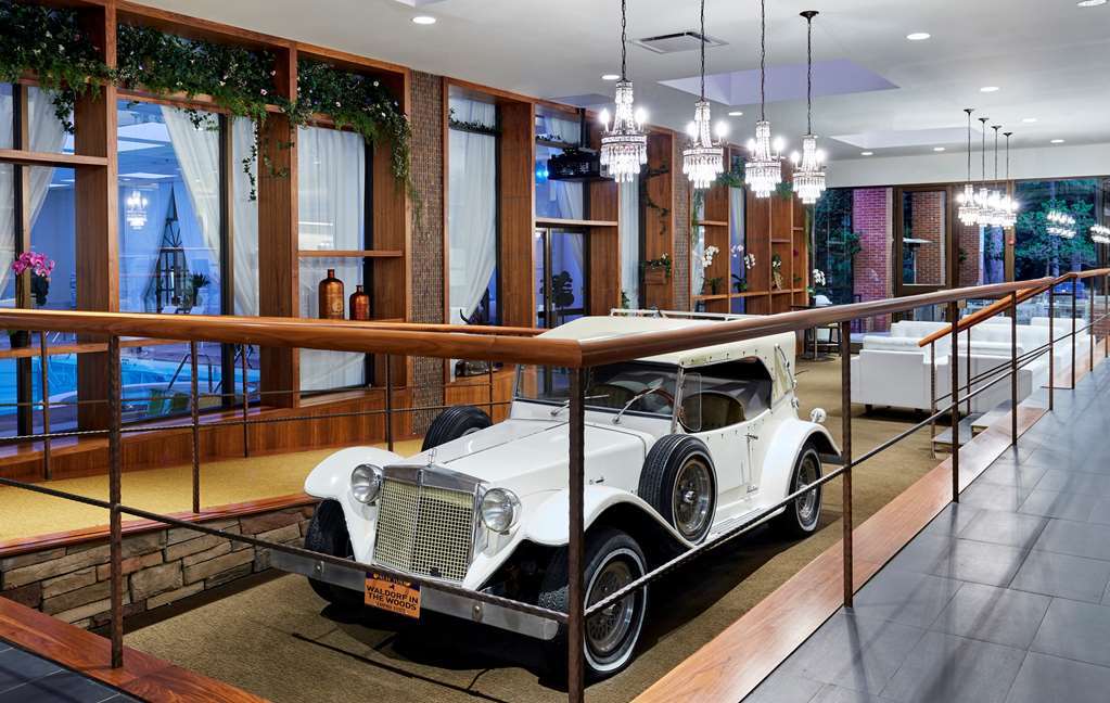Hilton Westchester 라이브룩 외부 사진